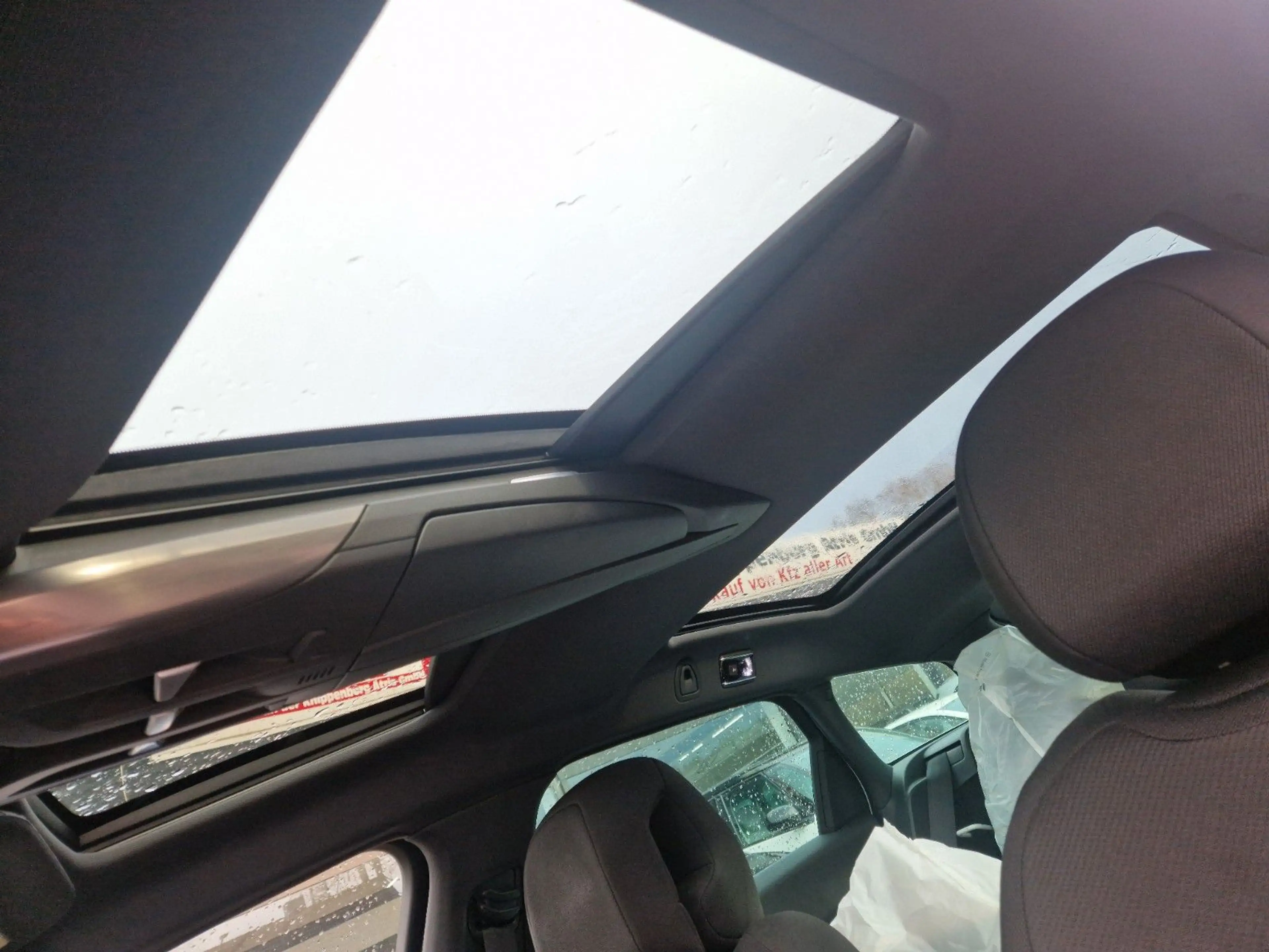 DS Automobiles DS 5 SoChic — photo 10