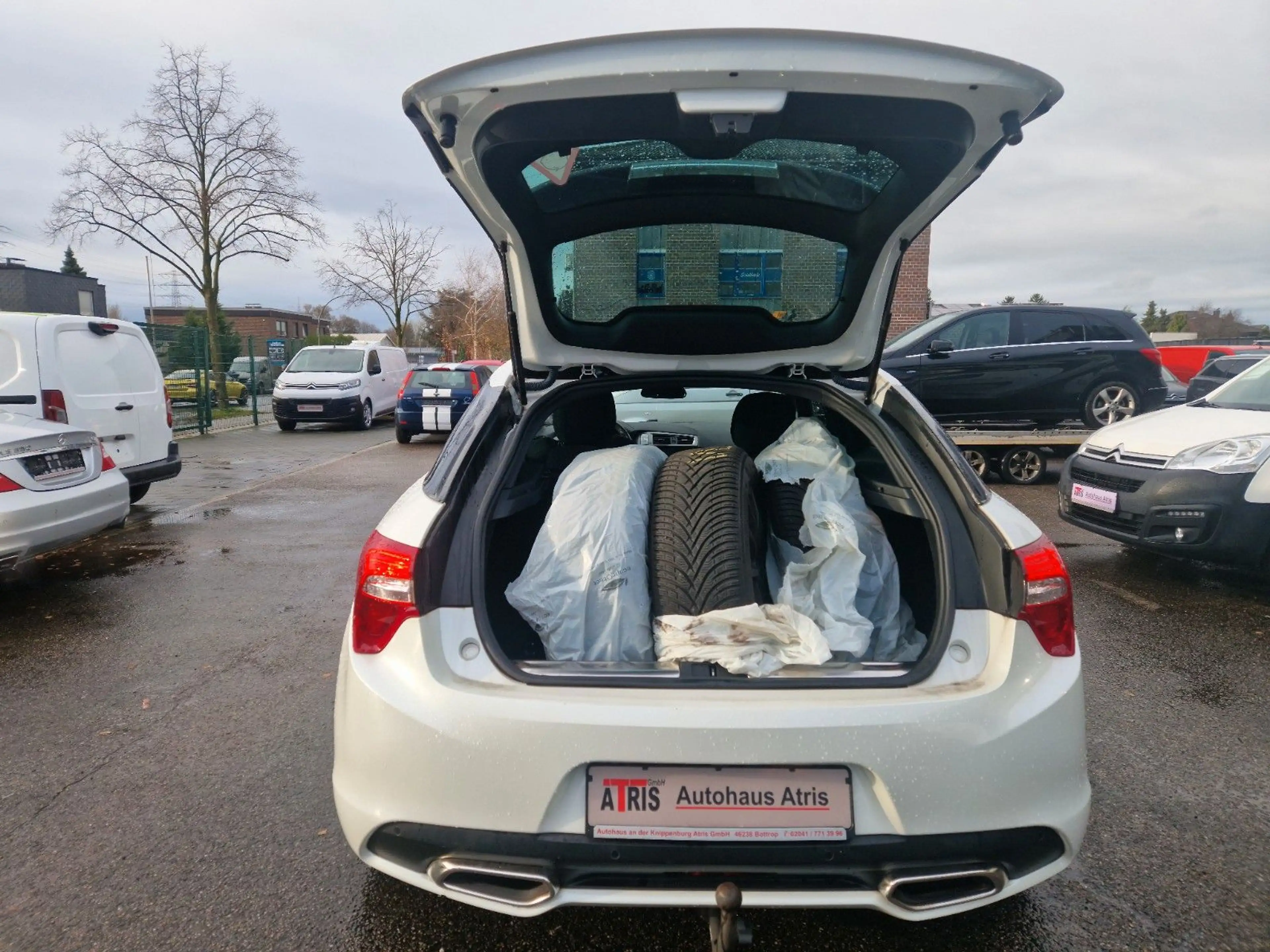 DS Automobiles DS 5 SoChic — photo 6