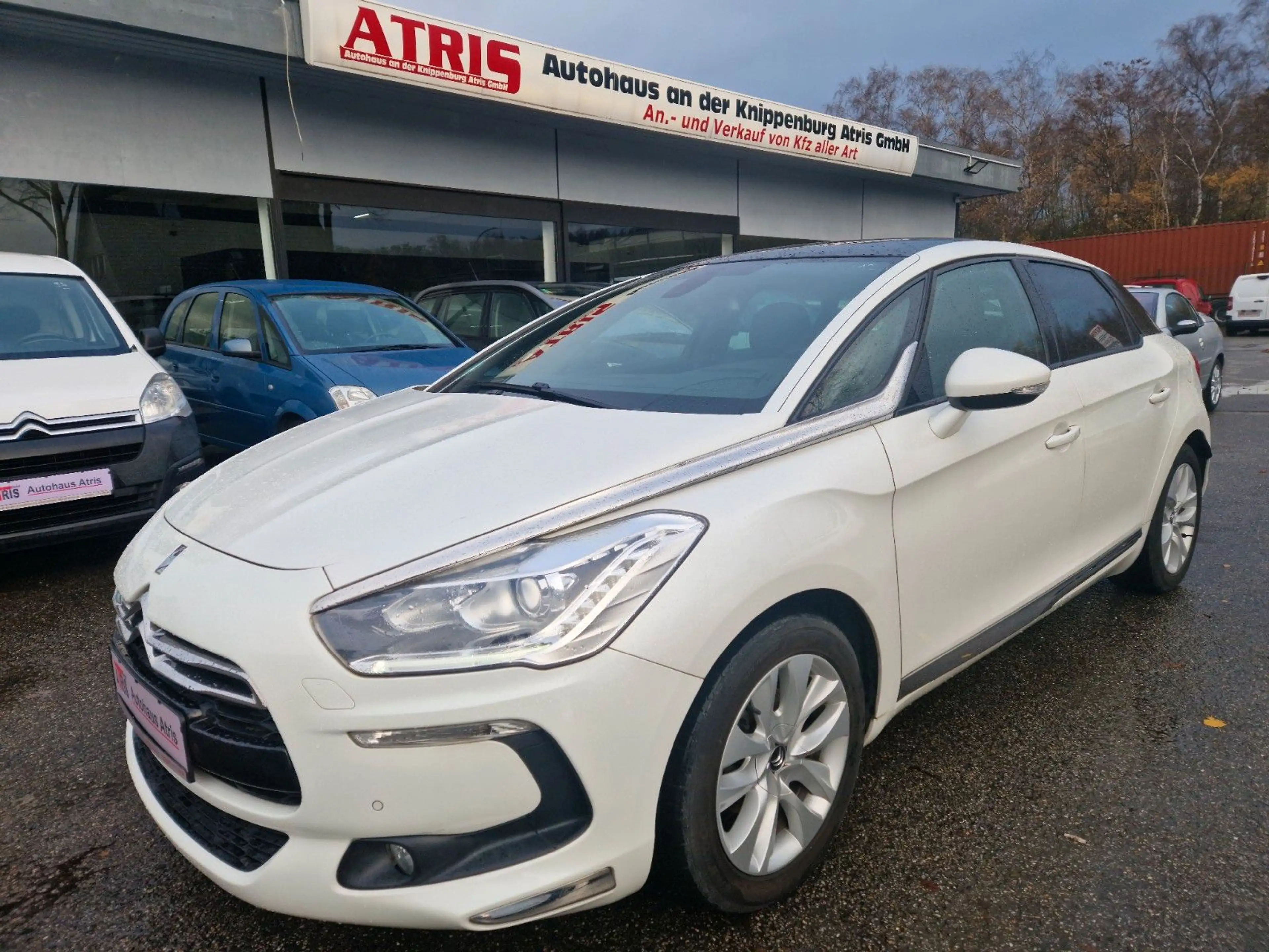 DS Automobiles DS 5 SoChic — photo 2