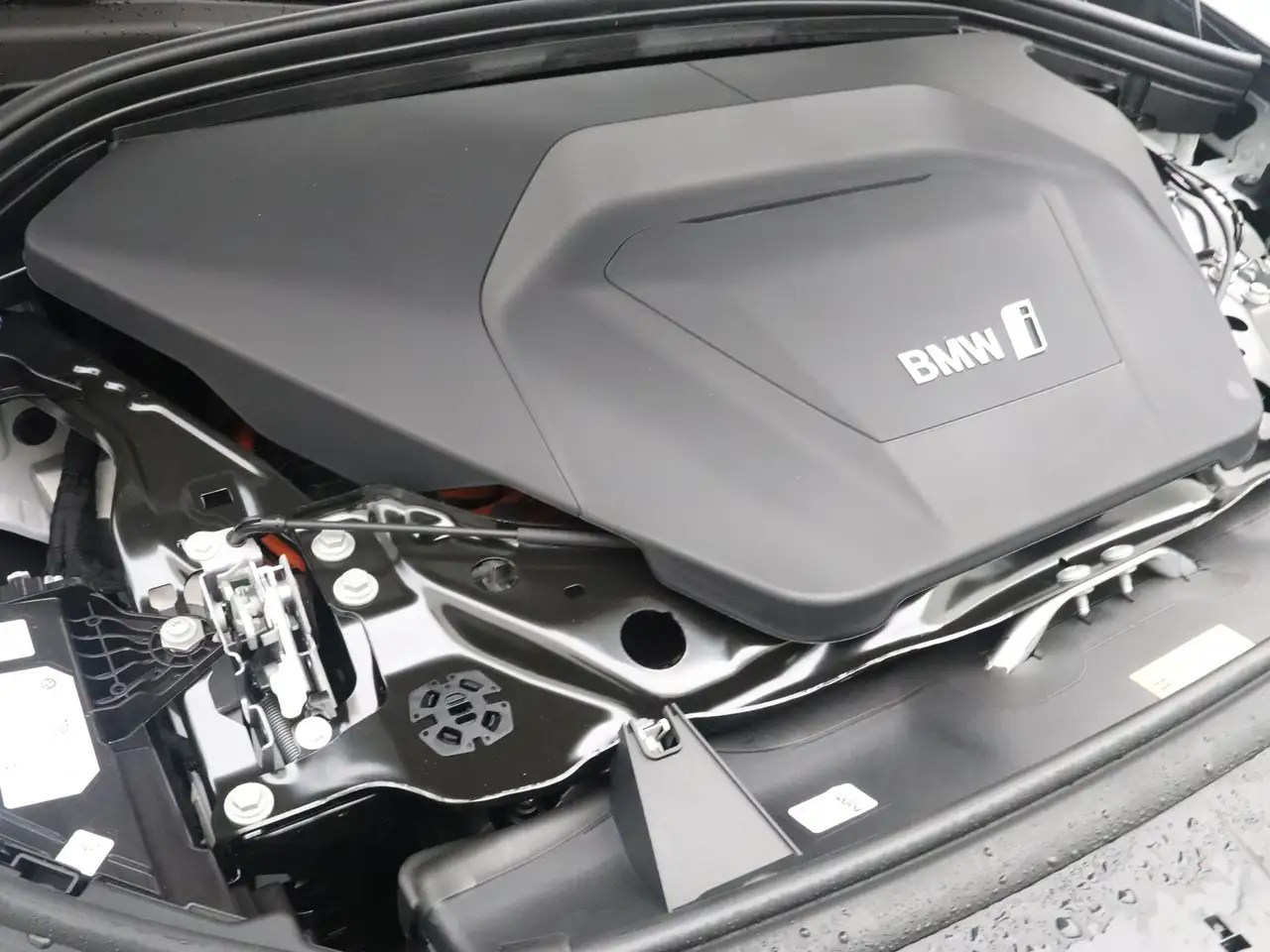 BMW iX1 2026