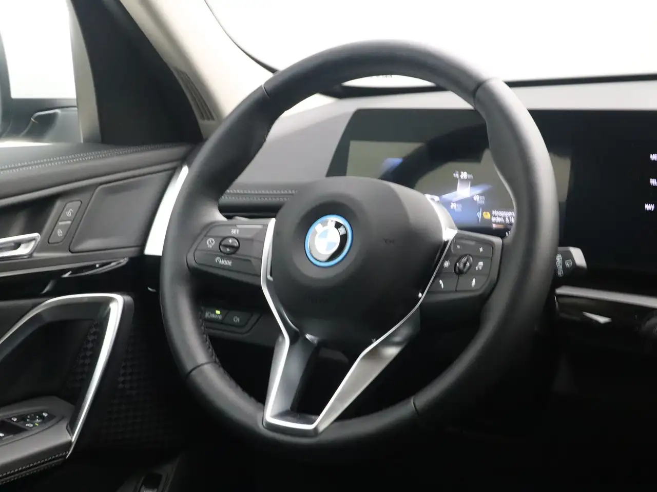 BMW iX1 2026