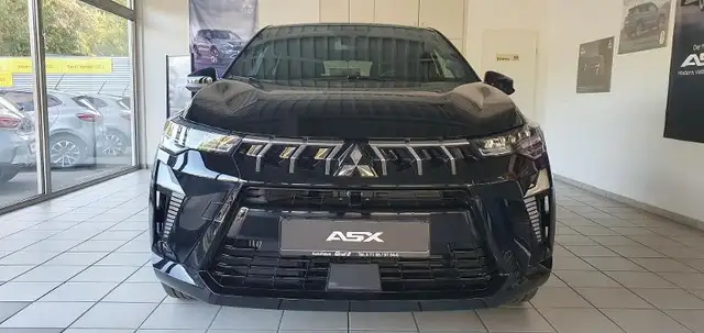 Mitsubishi Asx view 3