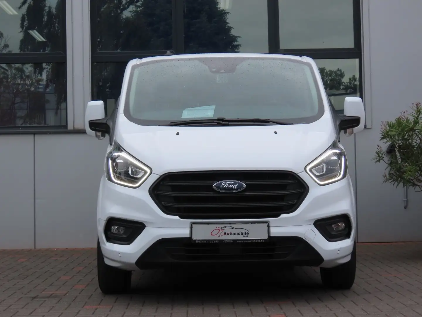 Ford Transit Custom 320 L1H1 Navi Sitzheizung Kamera Weiß - 2