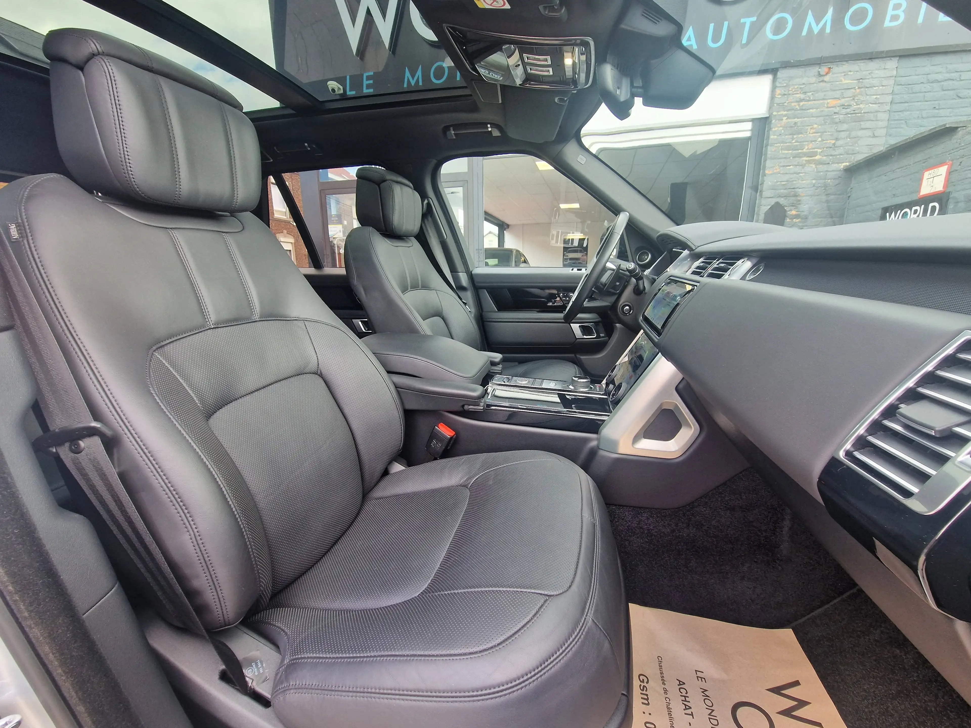 Land Rover Range Rover P400e HSE - HYBRIDE - TOIT PANO OUVRANT - CAM 360 -  HEAD UP DISPLAY - FULL FULL OPTIONS — photo 10