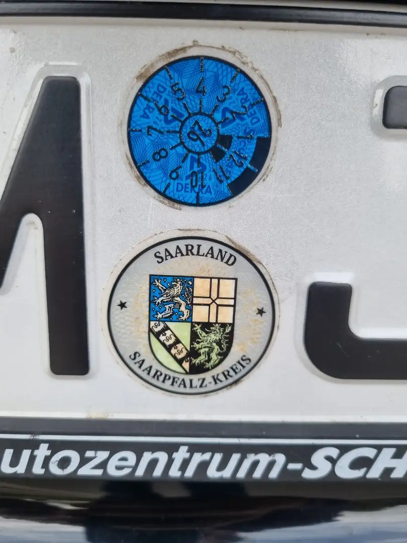 Lancia Ypsilon Y 1.2 8v Elefantino Schwarz - 2