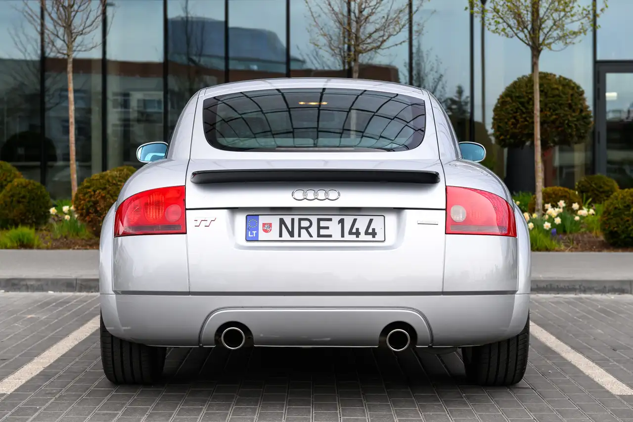 Audi TT Coupe 1.8 T quattro, foto 5