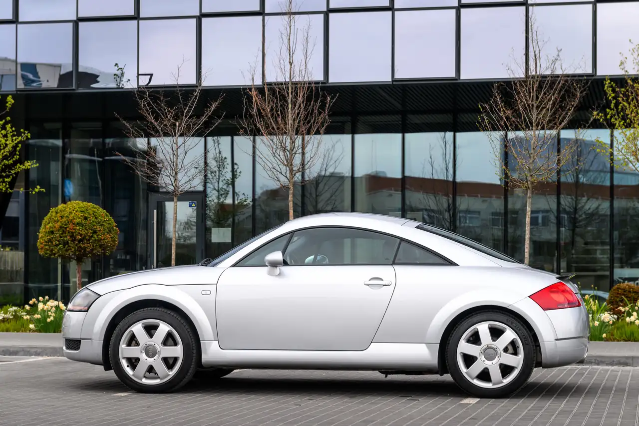 Audi TT Coupe 1.8 T quattro, foto 4