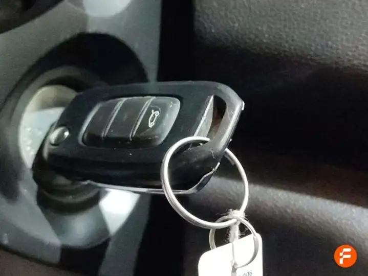 Renault Mégane 2023, foto 11