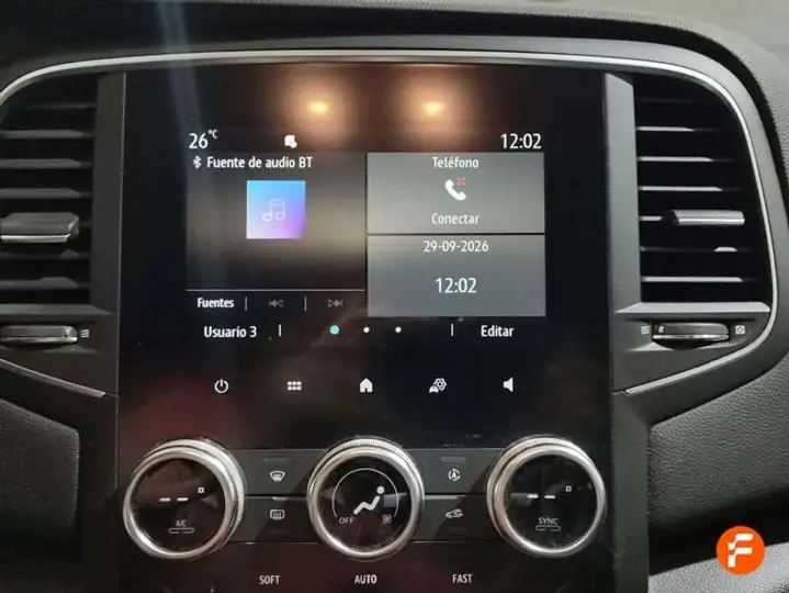 Renault Mégane 2023, foto 16