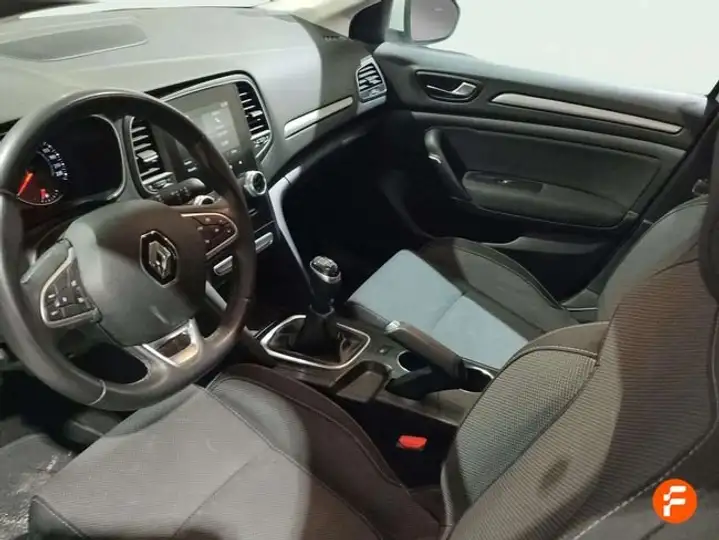 Renault Mégane 2023, foto 20