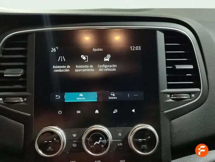 Renault Mégane 2023, foto 25