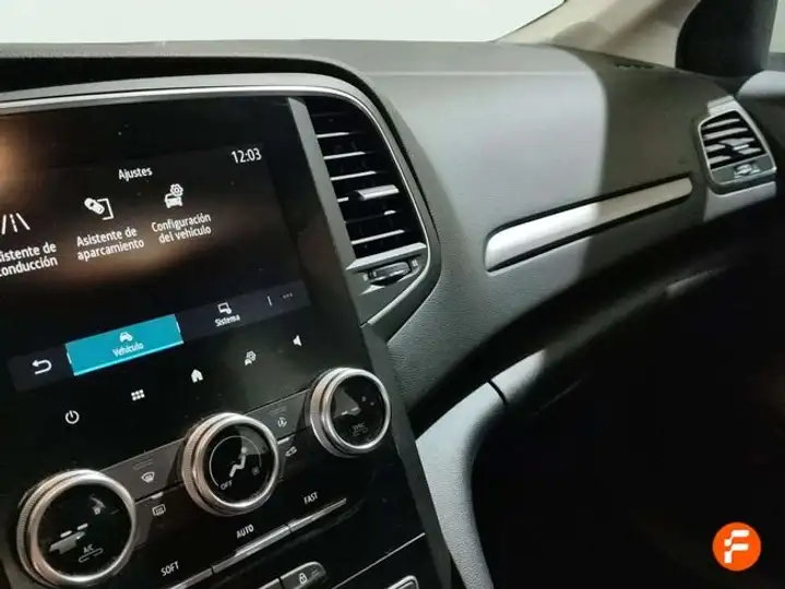 Renault Mégane 2023, foto 14