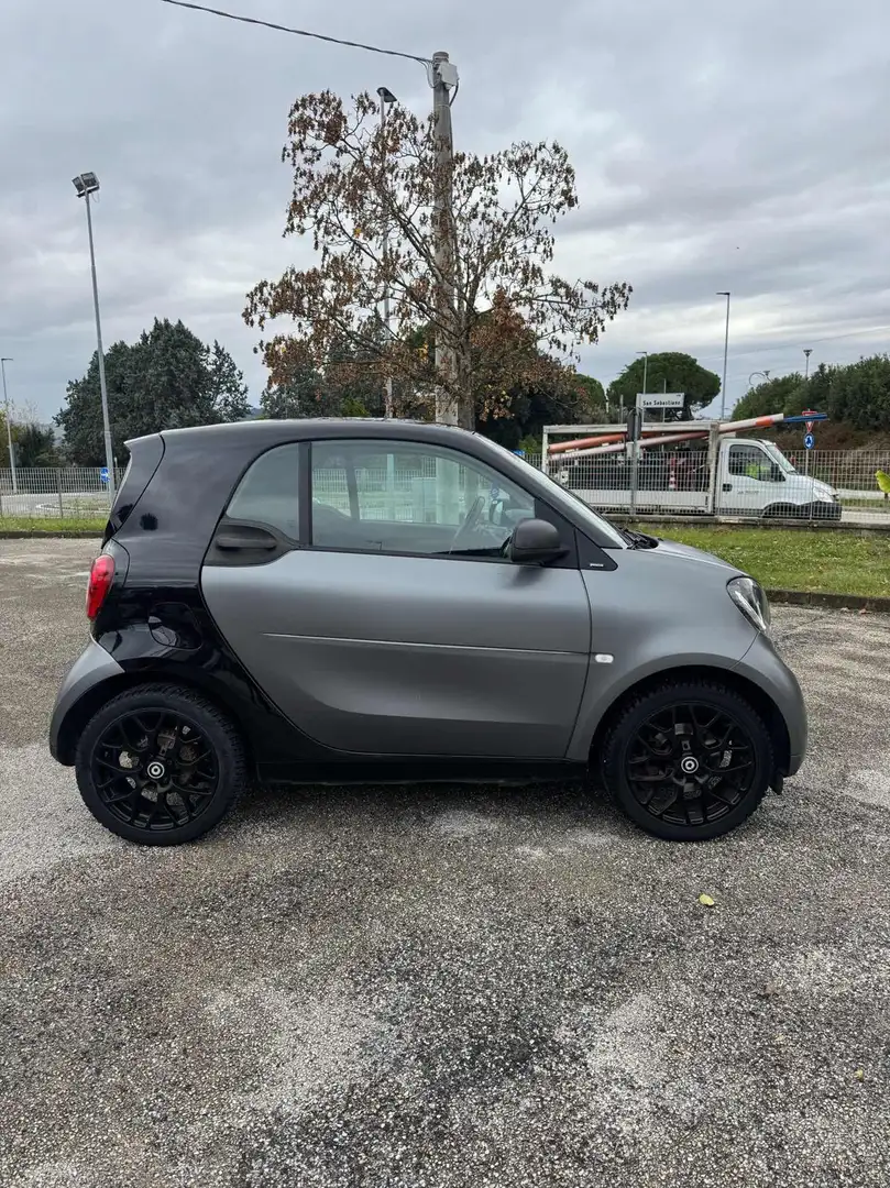smart forTwo Passion Grigio - 2