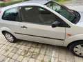 Ford Fiesta Ambiente 1,3 8V - thumbnail 2