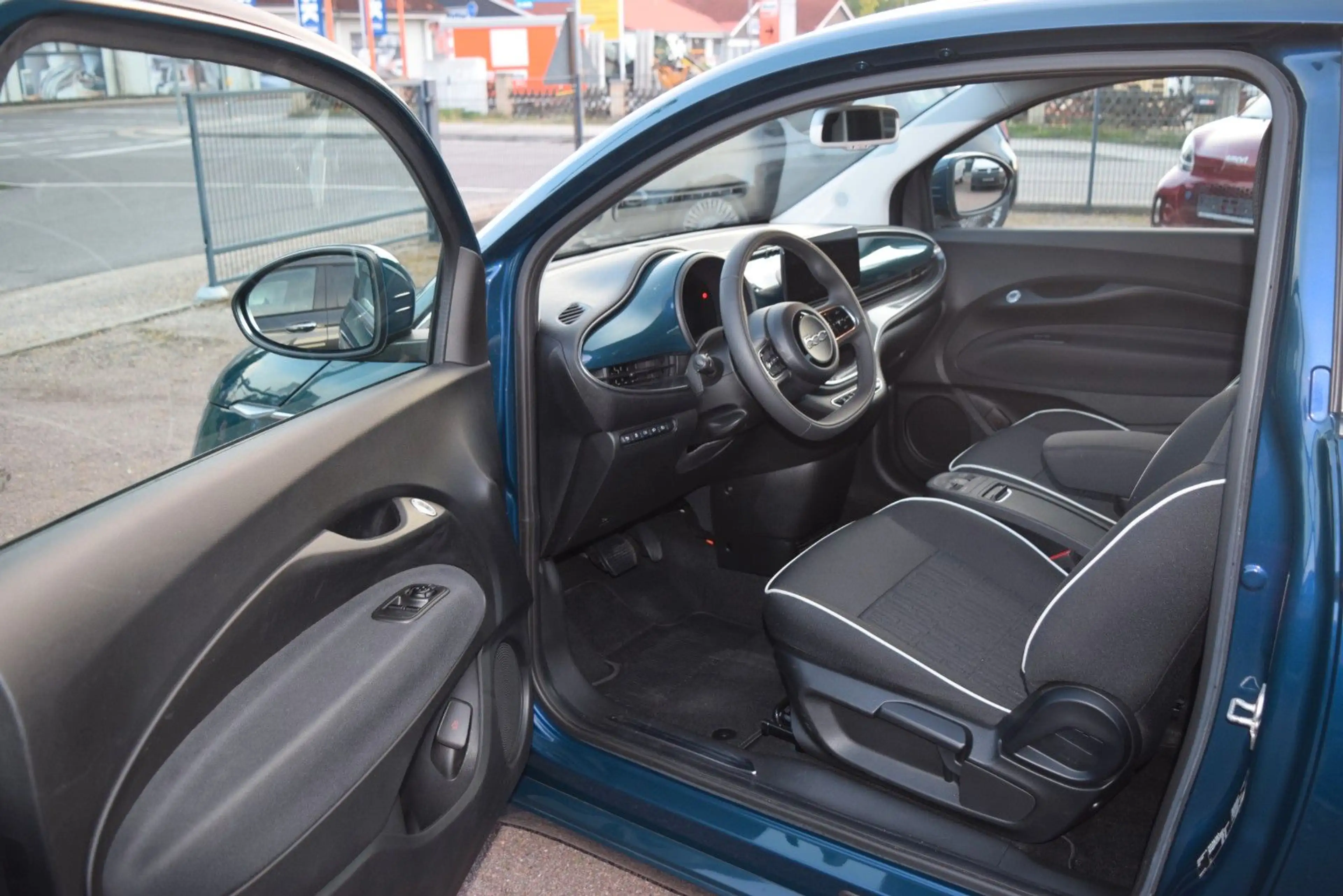 Fiat 500e LED PDC Kamera Sitzheizung — photo 13