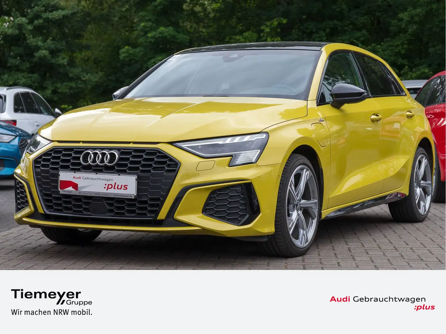 Audi A3 40 TFSIe 2x S LINE BuO PANO eSITZE Jaune - 1
