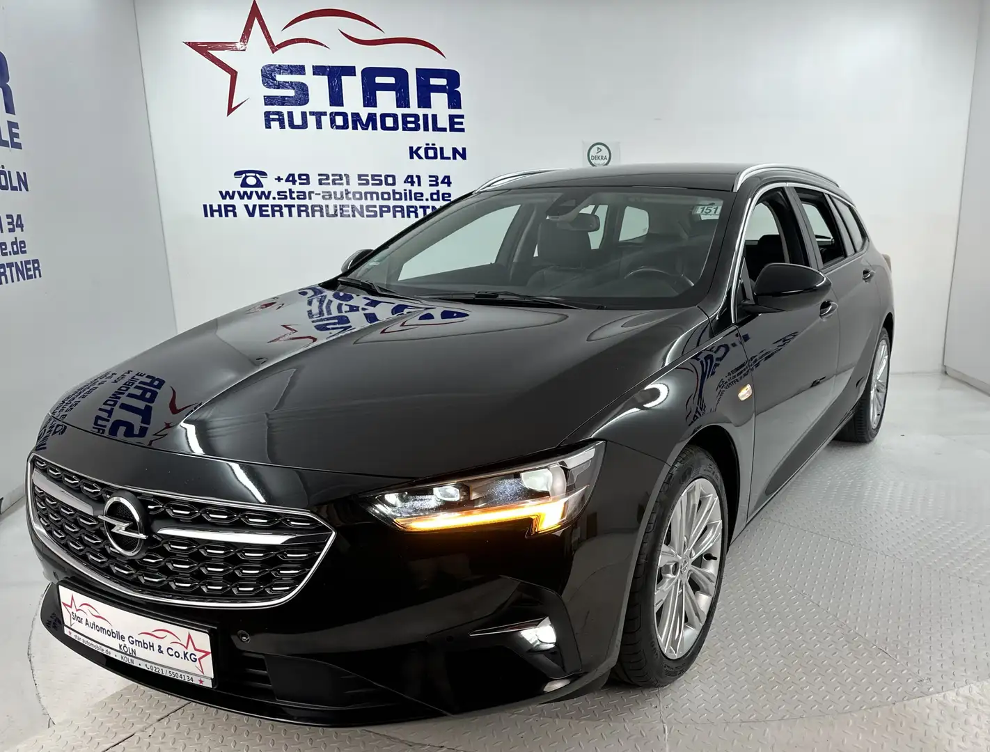 Opel Insignia ST Business Elegance*2,0-128KW*NAVI*TEMP*CarPlay*6 Noir - 2