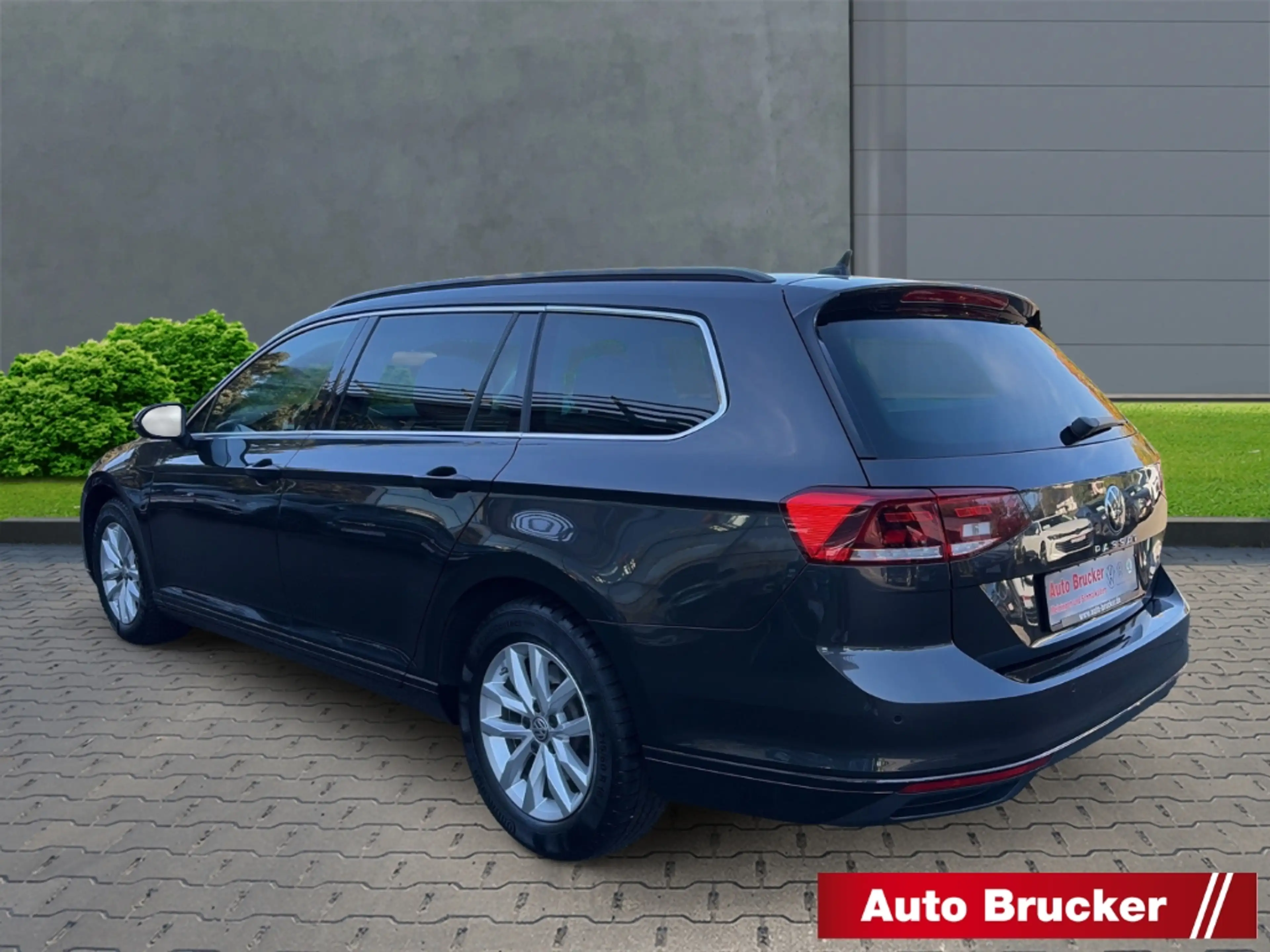 Volkswagen Passat Variant Business 2.0 TDI AHK+LED+NAVI+SHZ-3-ZONEN-KLIMA — photo 3