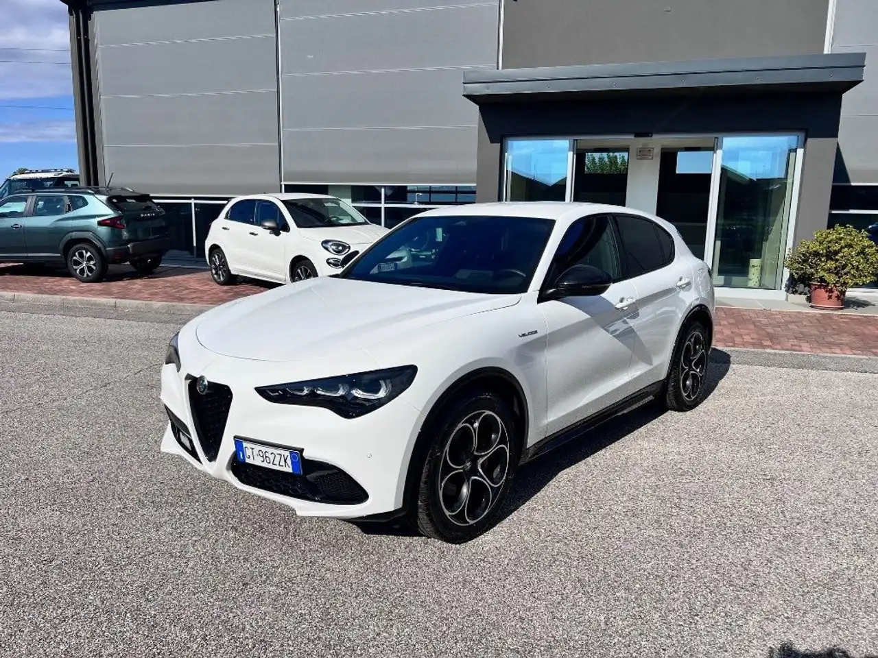 Alfa Romeo Stelvio 2024