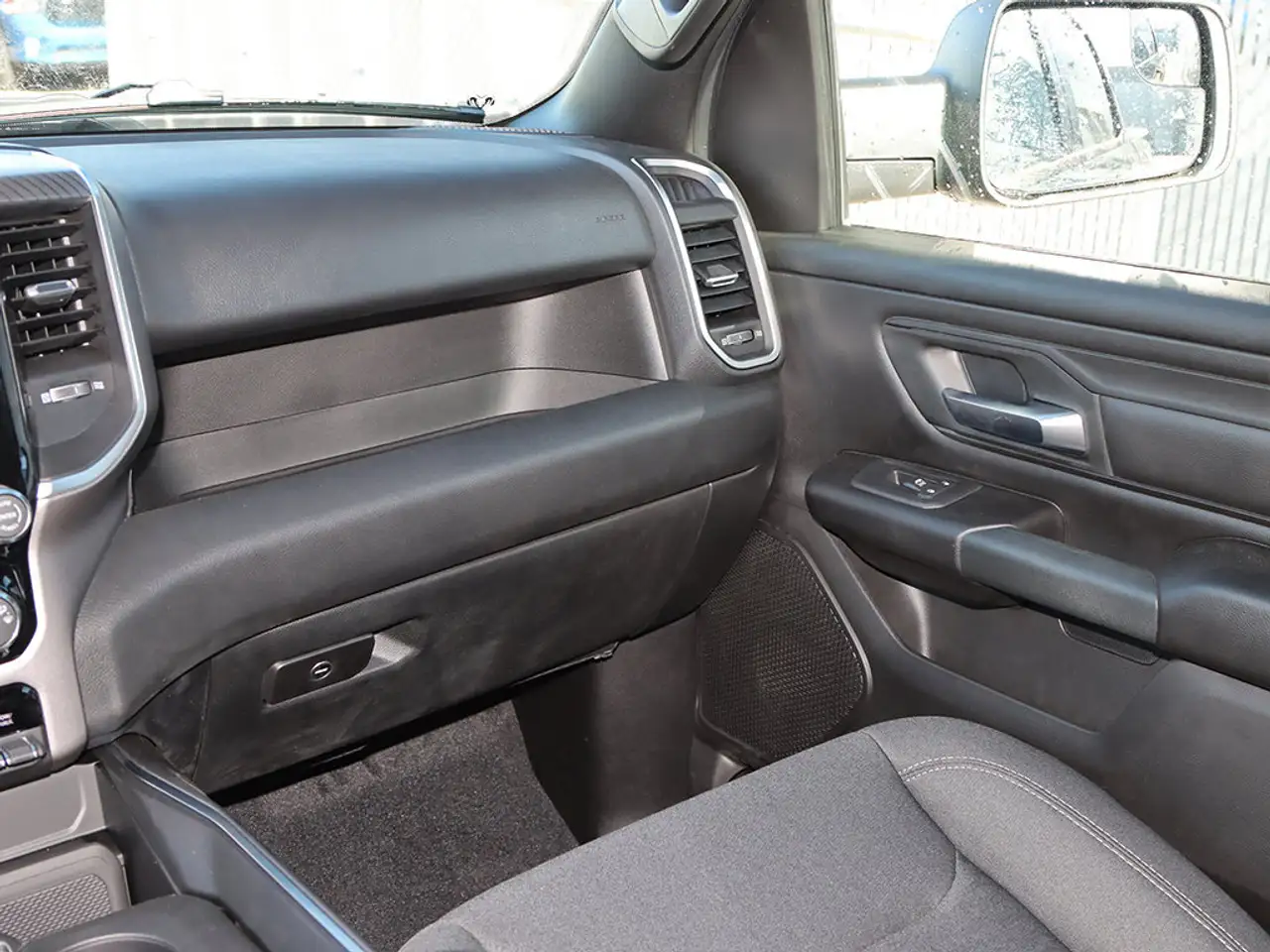 RAM 1500 photo RAM 1500