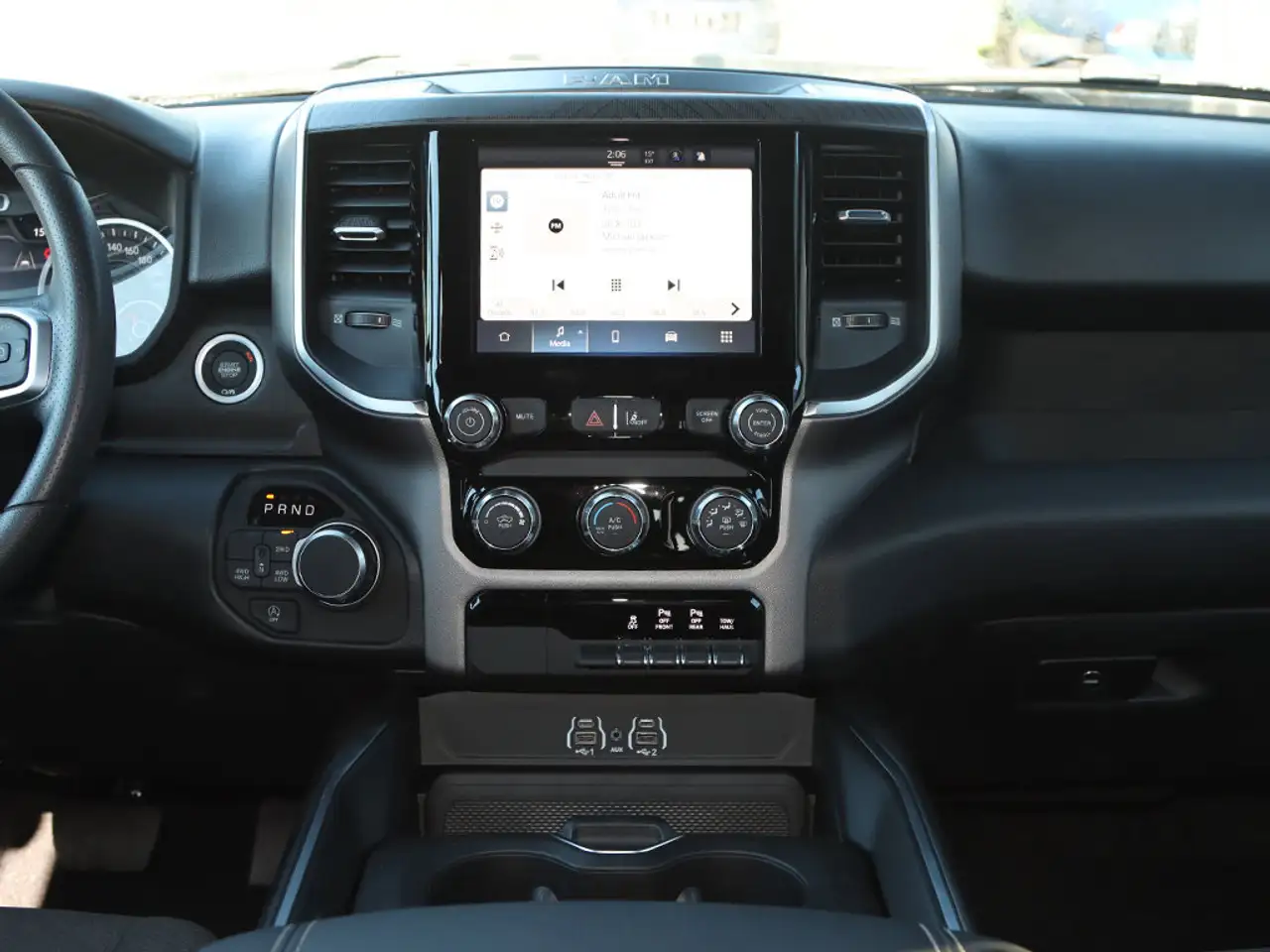 RAM 1500 photo RAM 1500
