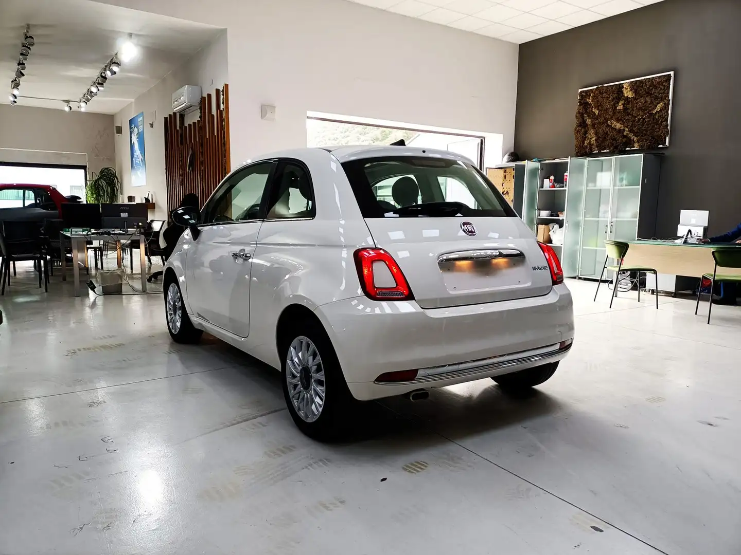 Fiat 500 1.0 70CV HYBRID S&S DOLCEVITA Білий - 2