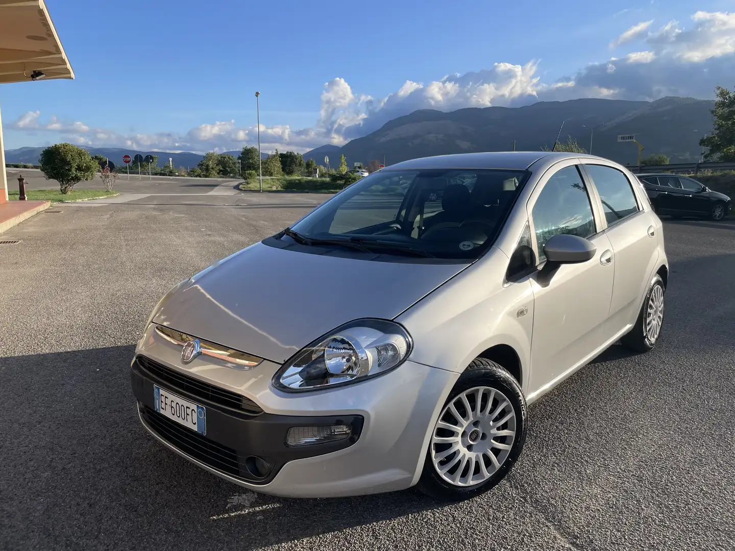 Fiat Punto Evo 5p 1.3 mjt Dynamic s&s 75cv dpf Срібний - 1