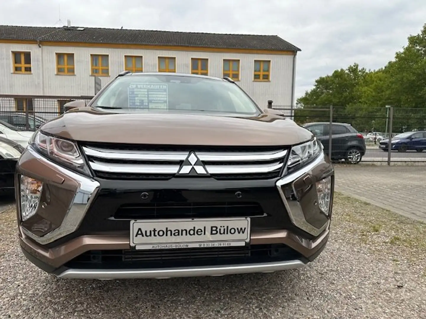 Mitsubishi Eclipse Cross Top 4WD Vollausstattung !!! Diamant Edition Plus Braun - 2