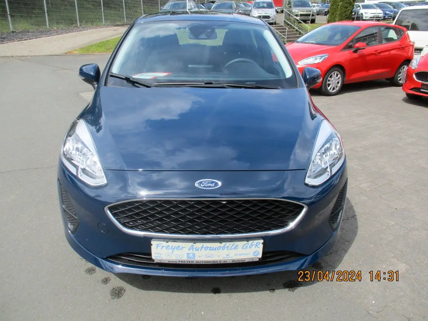 Ford Fiesta Cool&Connect Klima LED Azul - 2