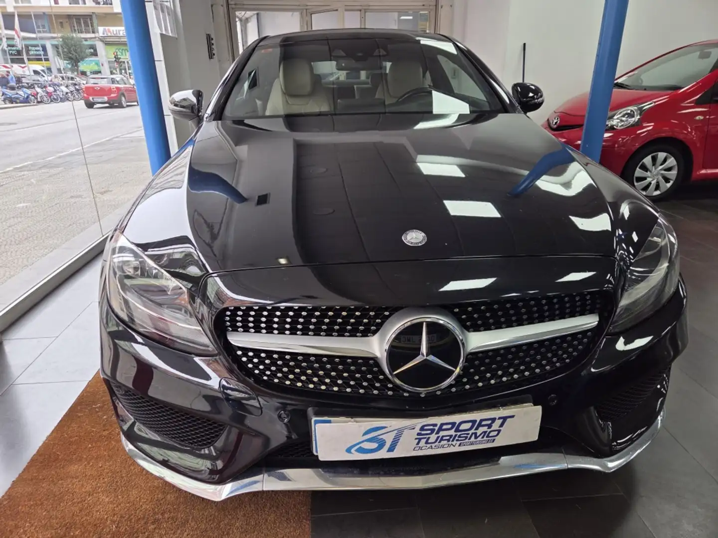 Mercedes-Benz C 250 Coupé 250d (4.75) 9G-Tronic Negro - 2