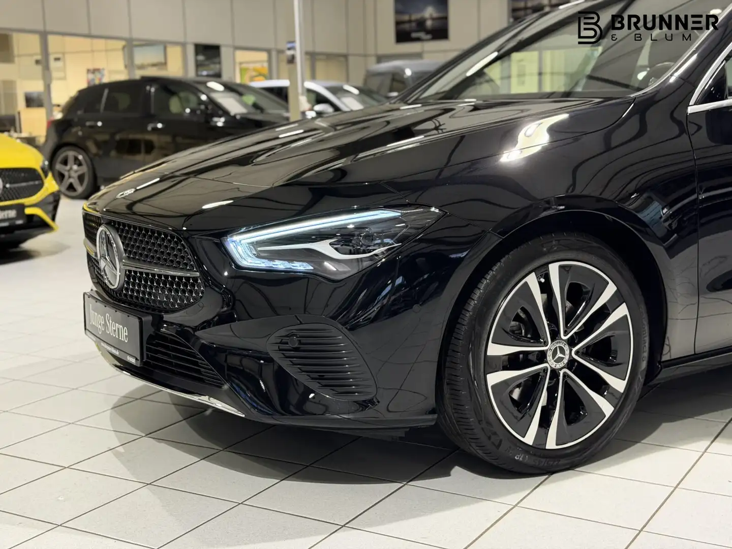 Mercedes-Benz CLA 180 CLA 180 SB Progressive Advanced,Kamera,LED,MBUX, Zwart - 2