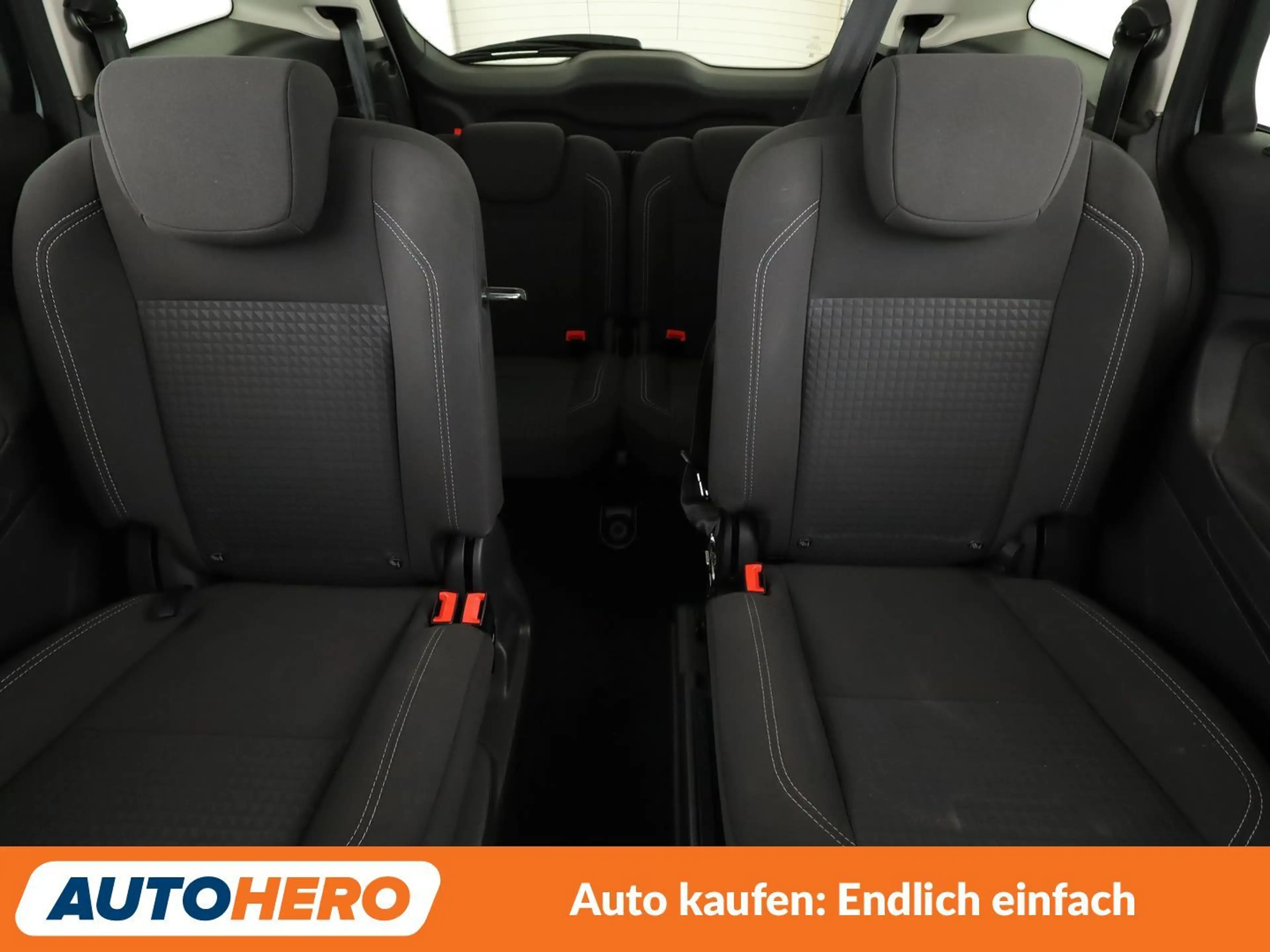 Ford Grand C-Max 1.5 EcoBoost Cool&Connect *NAVI*PDC*SHZ*TEMPO* — photo 15