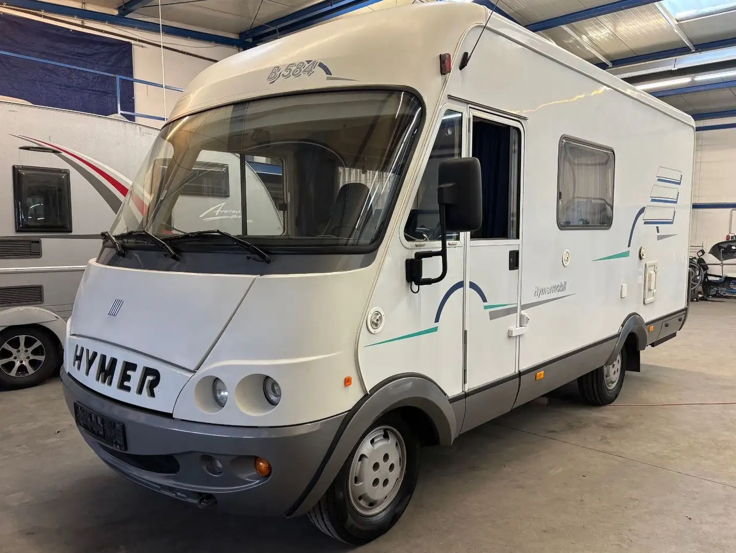 Hymer/Eriba B584 Klimaanlage Hubbett Fahrradträger Wit - 1