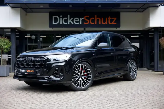 Audi Q7 60 TFSIe Competition | Vierwielbesturing | Pano |