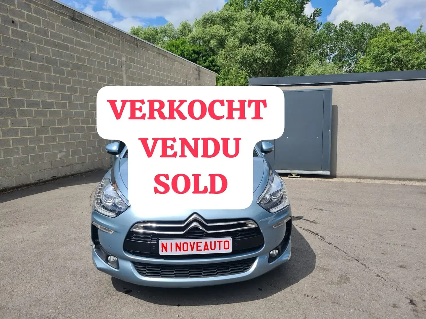 Citroen DS5 1.6 e-HDi Chic BMP/EGMV *AUTOMAAT*FUL OPTIE Blauw - 1