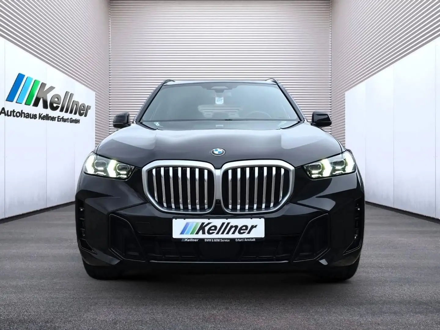 BMW X5 40d xDr. M-Sport AHK+Soft Close+Pano+H&K+20Z Schwarz - 1