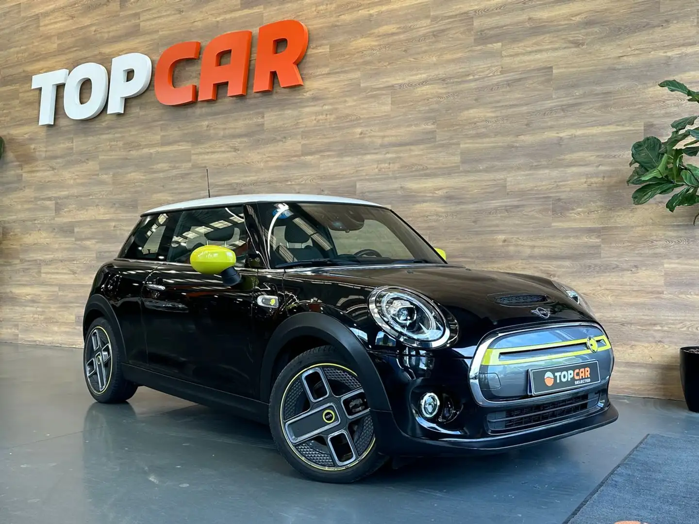 MINI Cooper SE Negro - 1