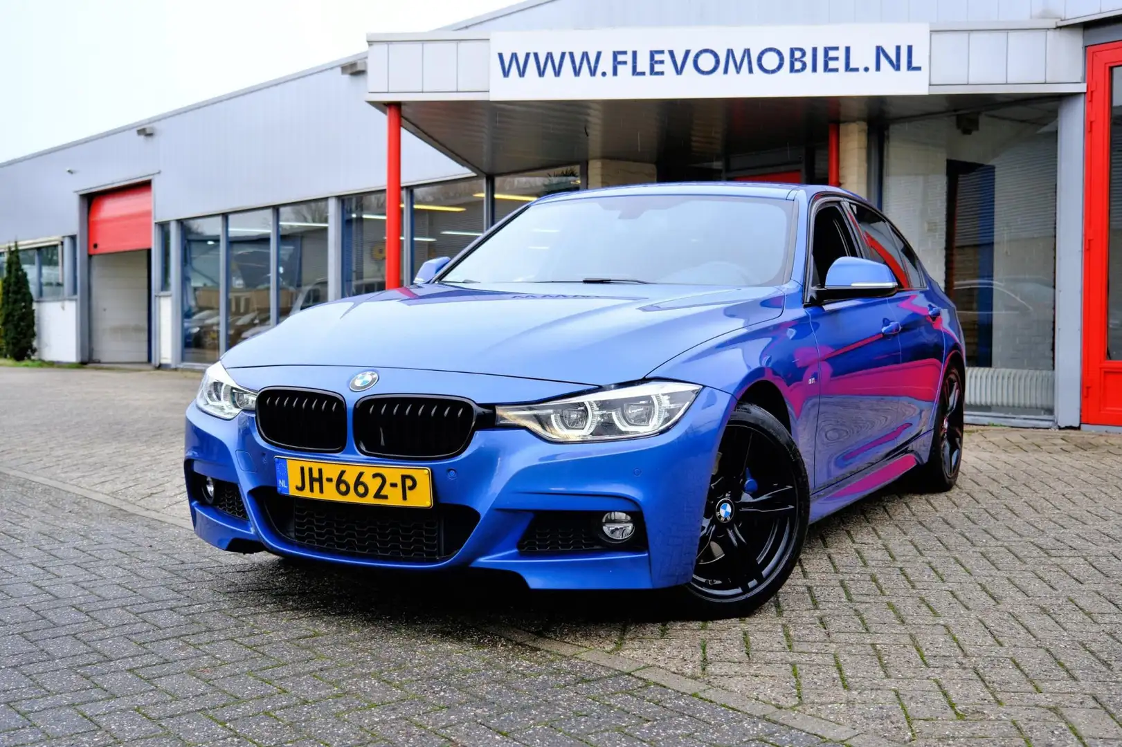 BMW 320 3-serie 320i 184pk M Sport Aut. Navi|Sportstoelen| Albastru - 1