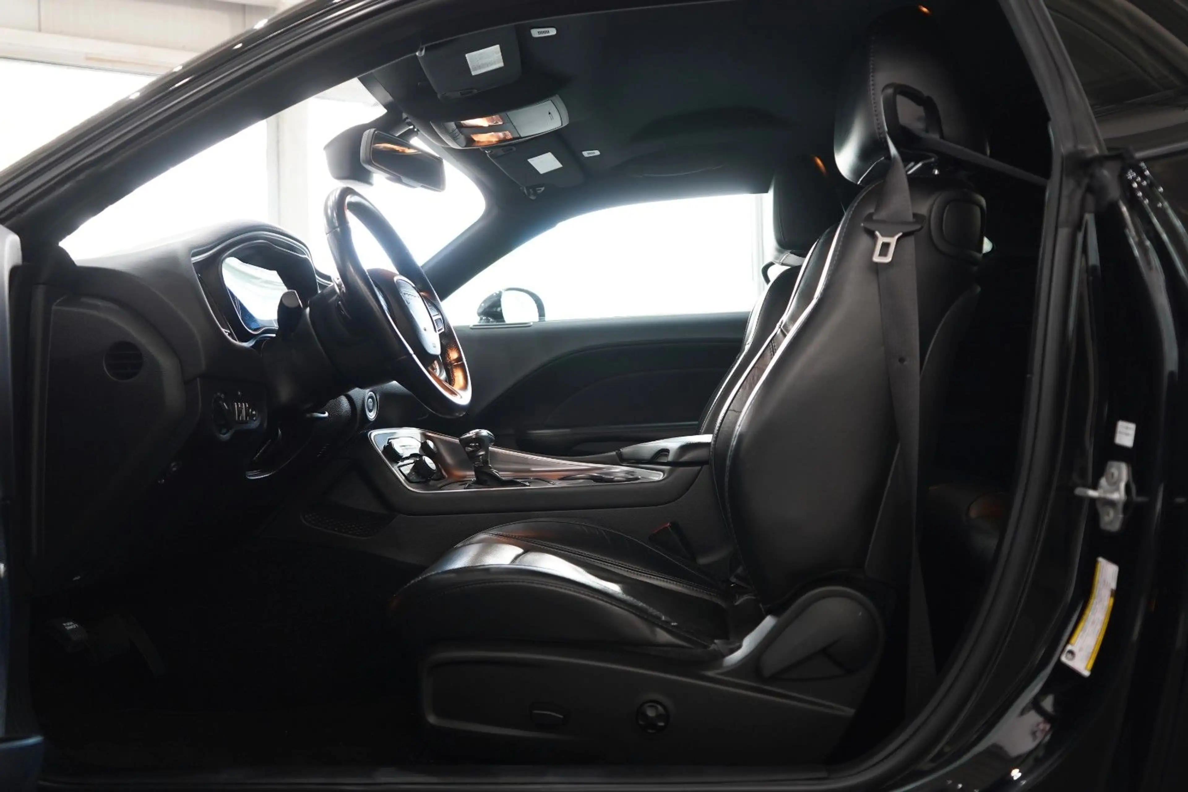 Dodge Challenger *KAM*ALPINESOUND*SHZ*SHB* — photo 12
