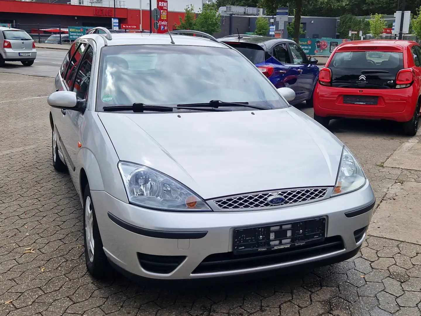 Ford Focus Turnier Ghia Exclusiv Argent - 1