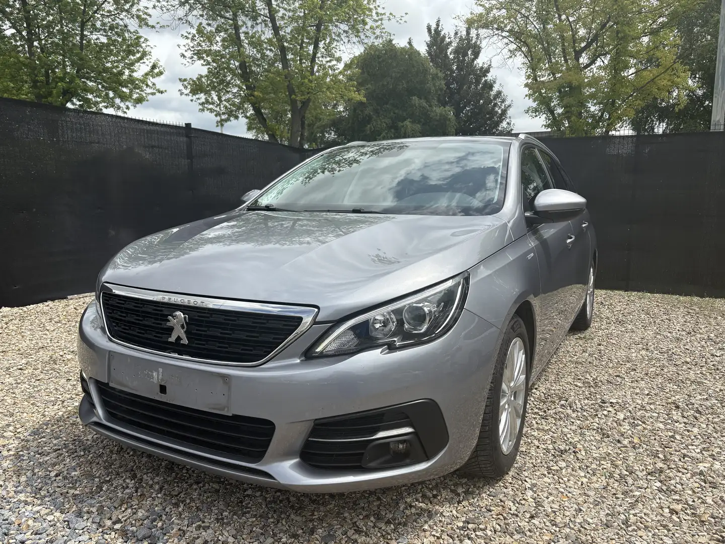 Peugeot 308 SW 1.5 BlueHDi Style (EU6.2) ! 1e PROP - NAVI ! Grijs - 1