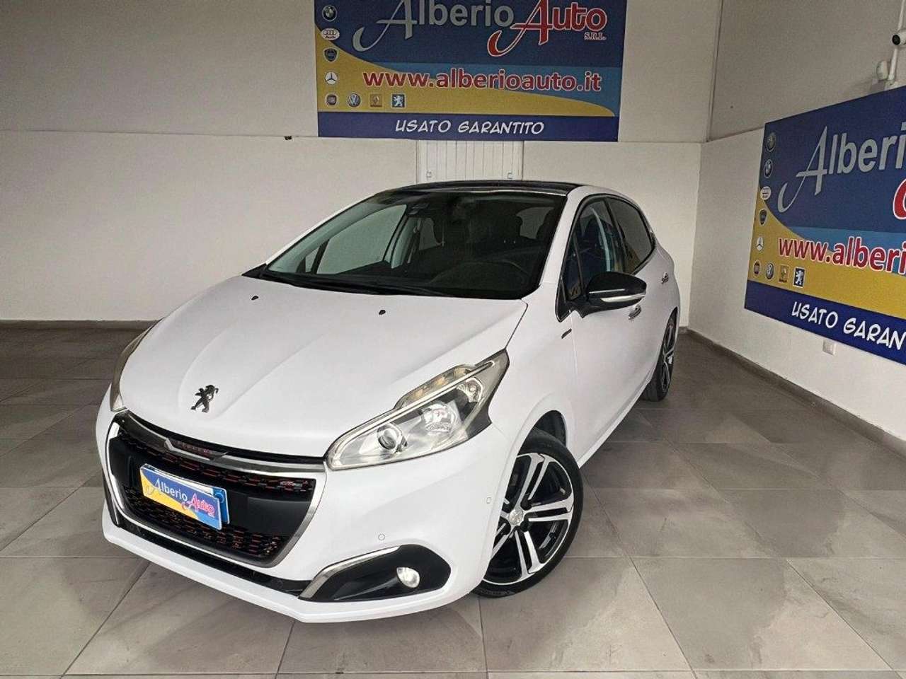 Peugeot 208 BlueHDi 100 5 porte GT Line + TETTO PANORAMA