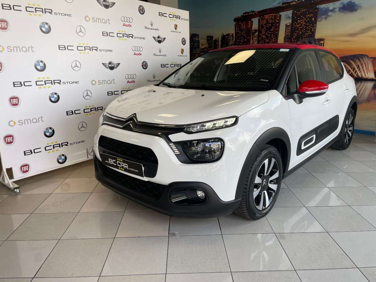 Citroen C3 PureTech 110cv SHINE *Restyling