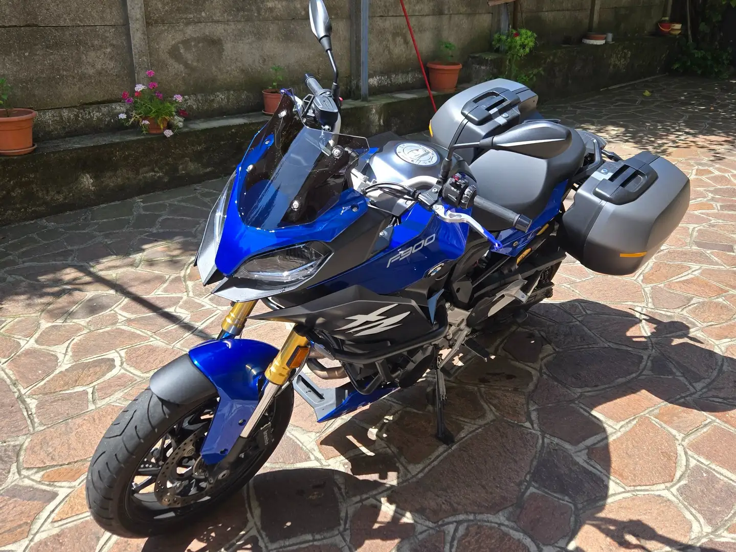 BMW F 900 XR Sport Modrá - 2
