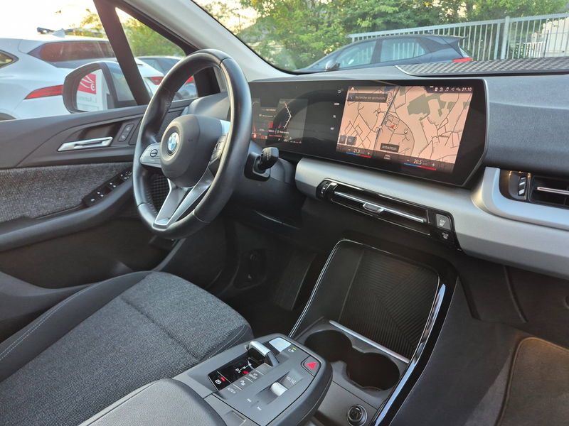 BMW 218 Active Tourer 218iA // 41.316 KM !! 2023 !! — photo 13