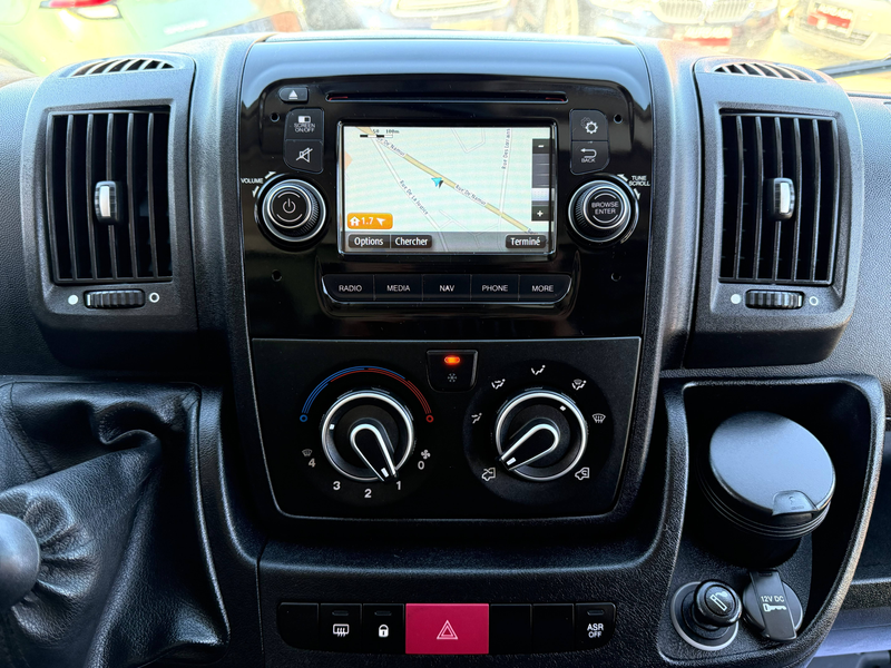 Peugeot Boxer 2.2 HDi L4-TVA deductible 14.008 HTVA-Avec rampe de chargement- — photo 12