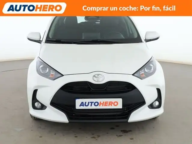 Toyota Yaris view 9