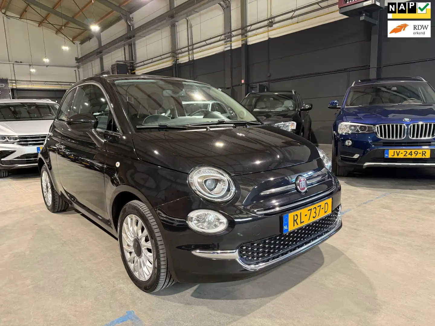Fiat 500 1.2 Lounge - Panoramadak - Climate - Navigatie - C Zwart - 1