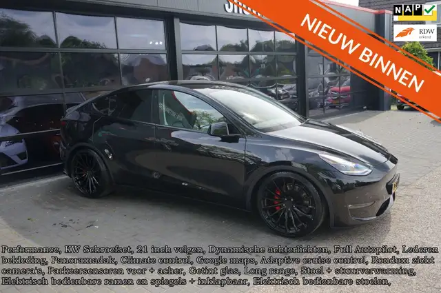 Tesla Model Y Performance AWD 75 kWh KW-Schroefset, Full auto pi