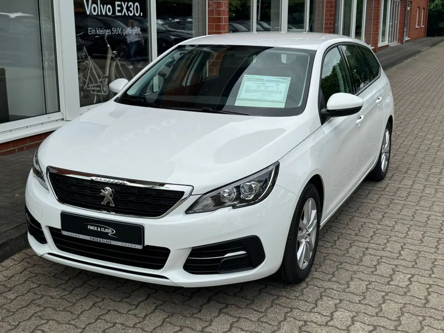 Peugeot 308 SW 1.5 Active Blanc - 2